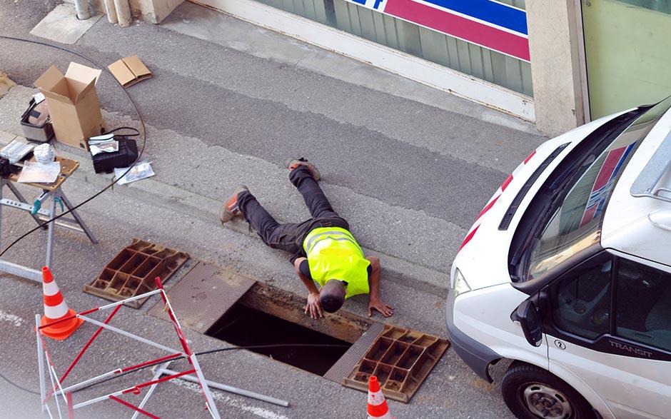 tuyau déboucheur canalisation Paris 8
